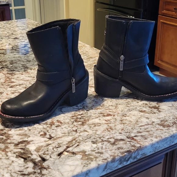 Harley Davidson women's boots - Picture 3 of 5